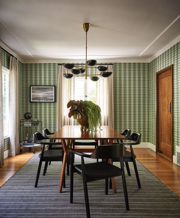933Sunnyhills_Dining_02.jpg