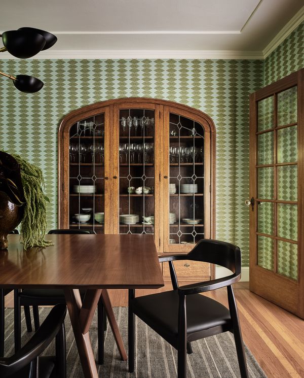 933Sunnyhills_Dining_03.jpg